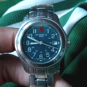 Victorinox swiss army witch